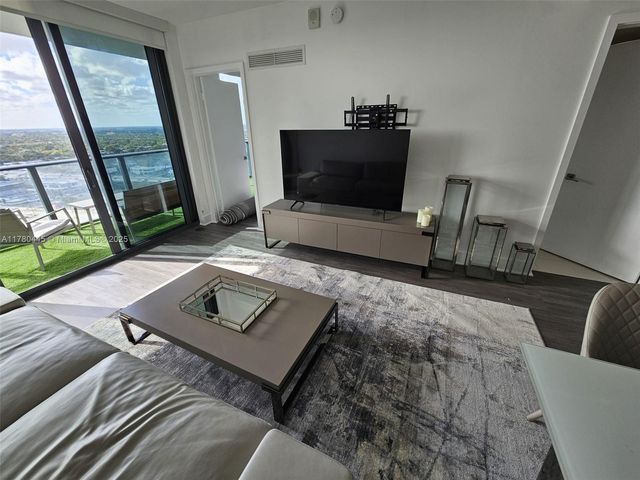 121 NE 34 ST 2511, Miami, FL 33137