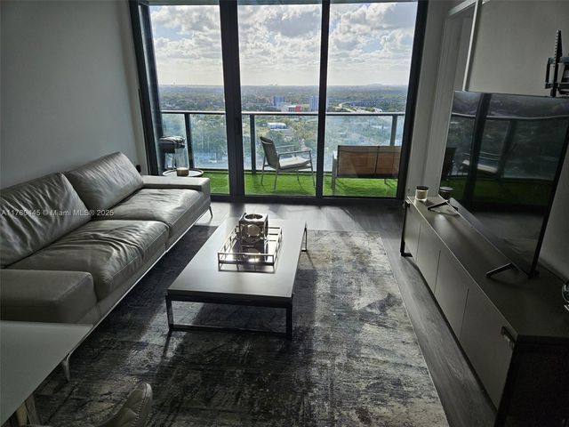 121 NE 34 ST 2511, Miami, FL 33137