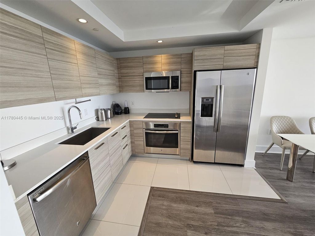 121 NE 34 ST 2511, Miami, FL 33137