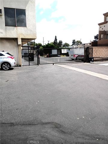20234 Cantara, Los Angeles, CA 91306