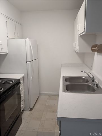 20234 Cantara, Los Angeles, CA 91306
