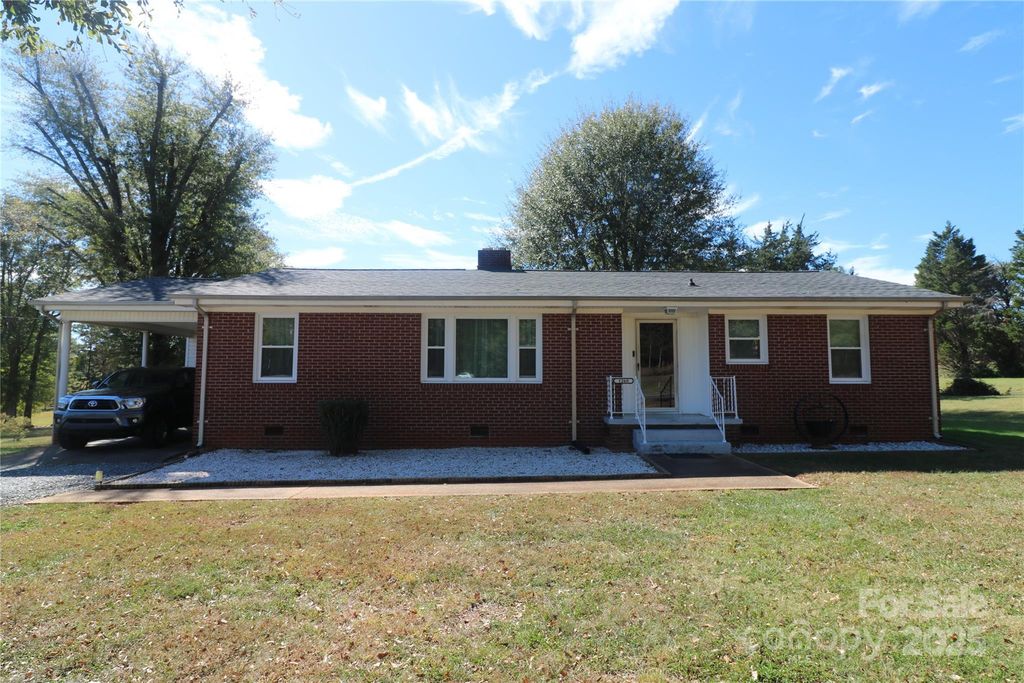 1260 US 221 Highway S, Rutherfordton, NC 28139
