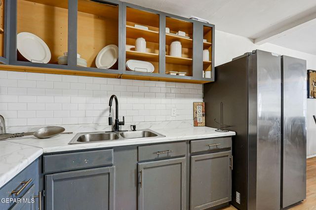 3021 MONROE Avenue, El Paso, TX 79930