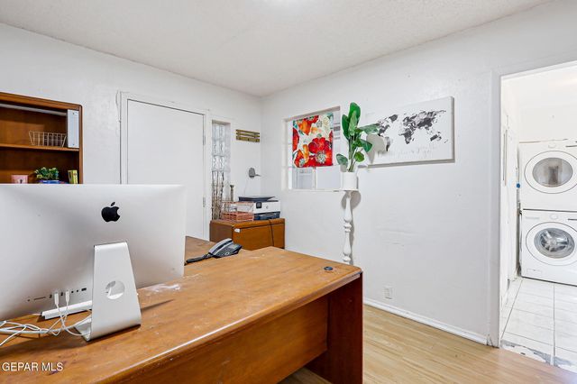 3021 MONROE Avenue, El Paso, TX 79930