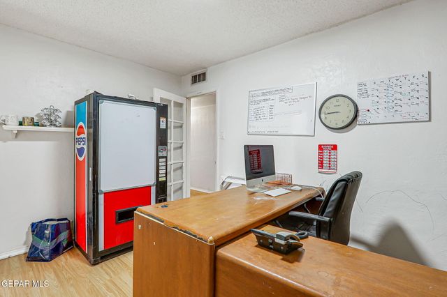 3021 MONROE Avenue, El Paso, TX 79930