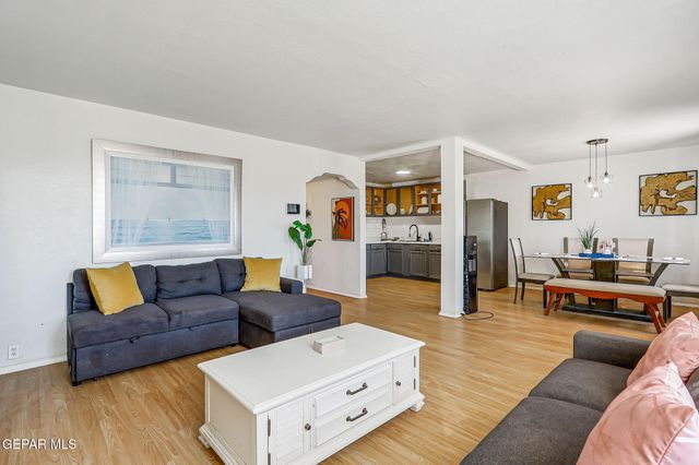 3021 MONROE Avenue, El Paso, TX 79930