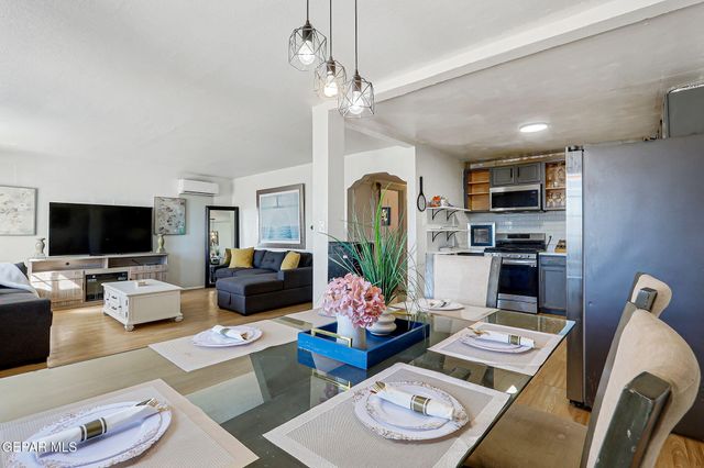 3021 MONROE Avenue, El Paso, TX 79930