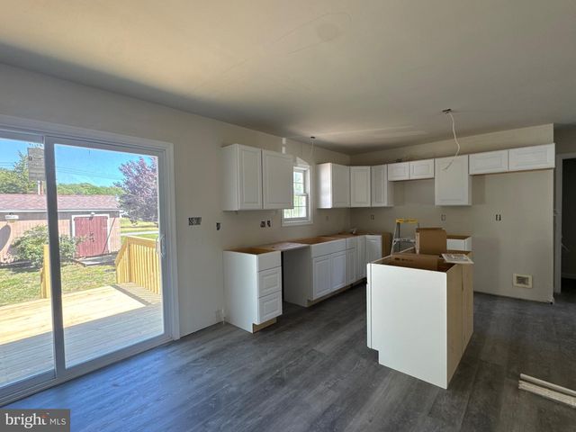 208 OAK ST, Ellendale, DE 19941