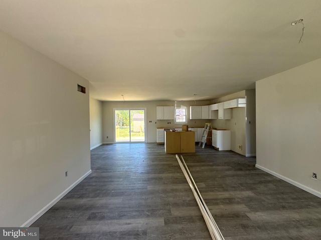 208 OAK ST, Ellendale, DE 19941