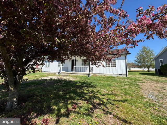 208 OAK ST, Ellendale, DE 19941