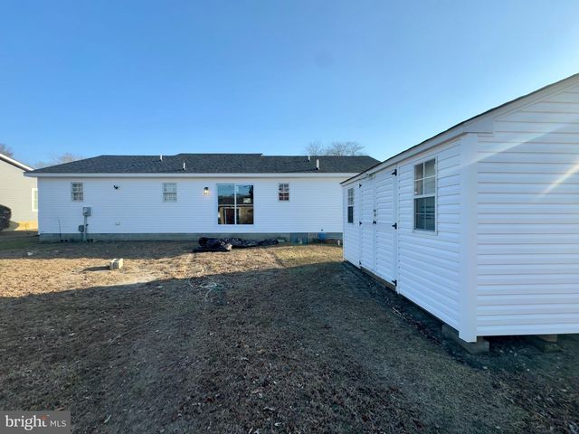 208 OAK ST, Ellendale, DE 19941