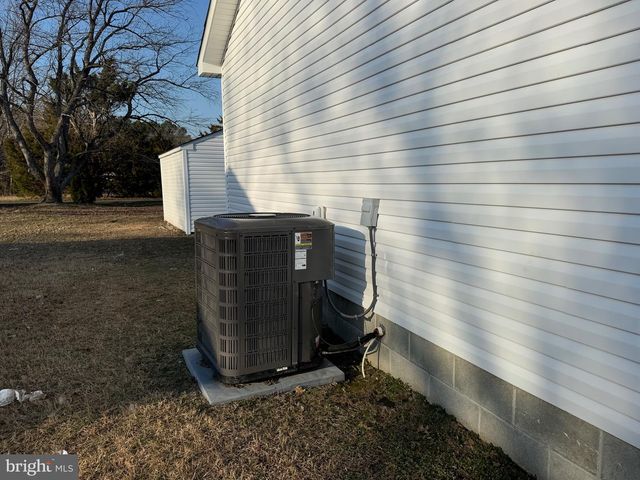 208 OAK ST, Ellendale, DE 19941