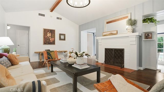 13360 Magnolia, Sherman Oaks, CA 91423