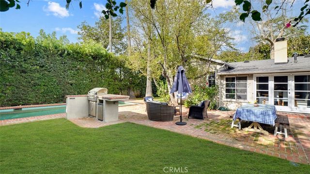 13360 Magnolia, Sherman Oaks, CA 91423