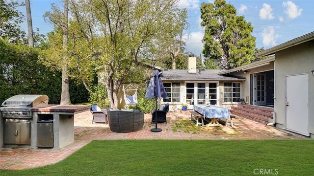 13360 Magnolia, Sherman Oaks, CA 91423