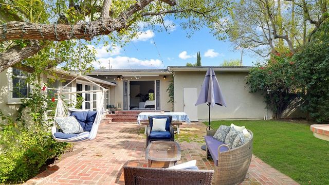 13360 Magnolia, Sherman Oaks, CA 91423