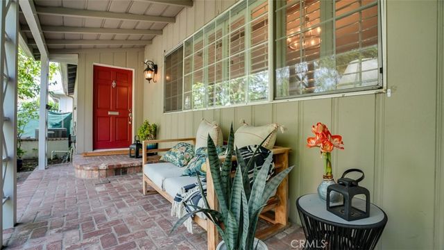 13360 Magnolia, Sherman Oaks, CA 91423