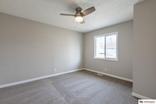 7611 Teal Street, La Vista, NE 68128