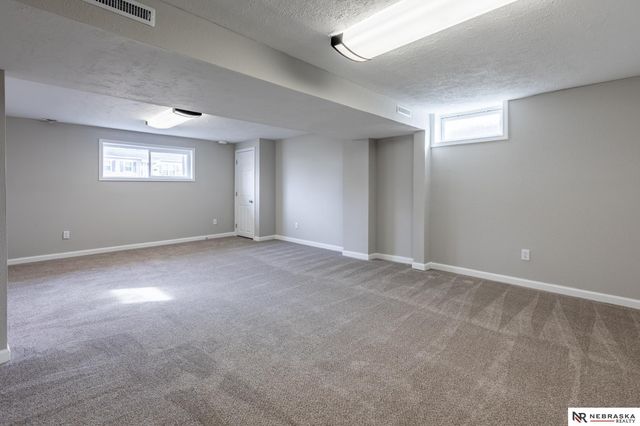 7611 Teal Street, La Vista, NE 68128