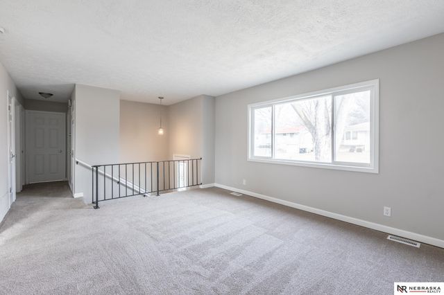 7611 Teal Street, La Vista, NE 68128