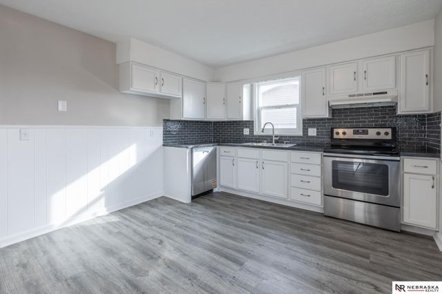 7611 Teal Street, La Vista, NE 68128