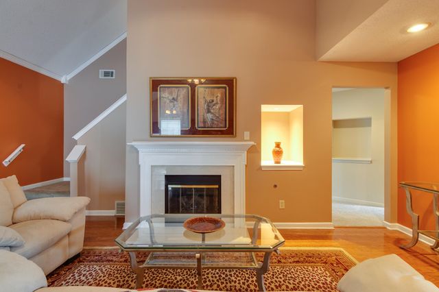 7326 PINNACLE OAKS DR, Memphis, TN 38125