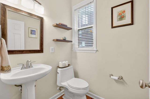 141 Sterling Oaks Ct, Brentwood, TN 37027