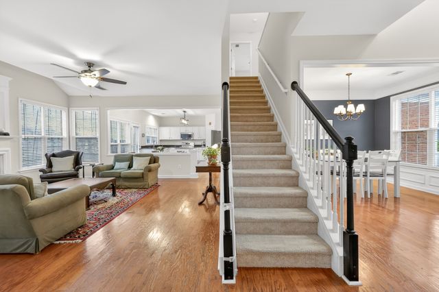 141 Sterling Oaks Ct, Brentwood, TN 37027