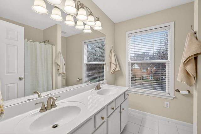 141 Sterling Oaks Ct, Brentwood, TN 37027