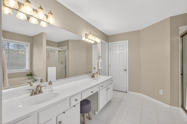 141 Sterling Oaks Ct, Brentwood, TN 37027