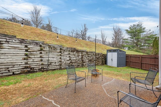 141 Sterling Oaks Ct, Brentwood, TN 37027