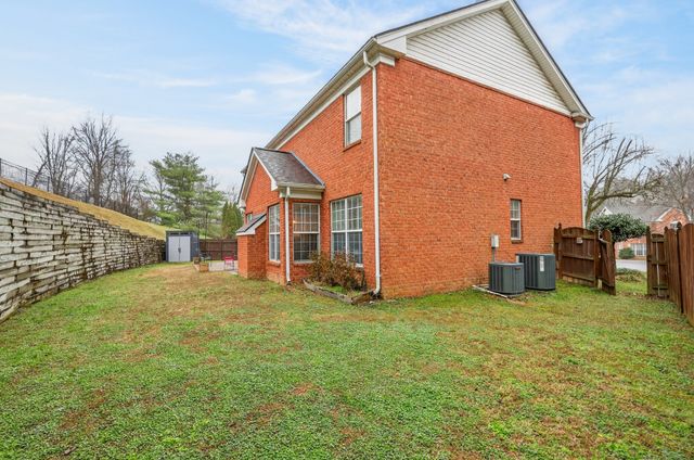 141 Sterling Oaks Ct, Brentwood, TN 37027