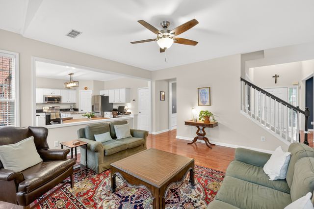 141 Sterling Oaks Ct, Brentwood, TN 37027