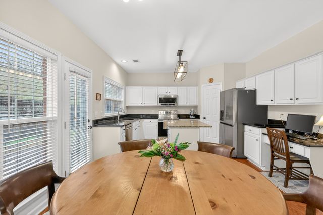 141 Sterling Oaks Ct, Brentwood, TN 37027