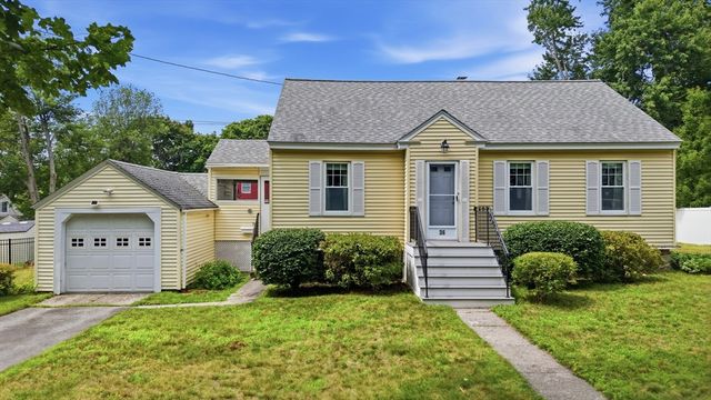 36 Holbrook Rd, North Andover, MA 01845