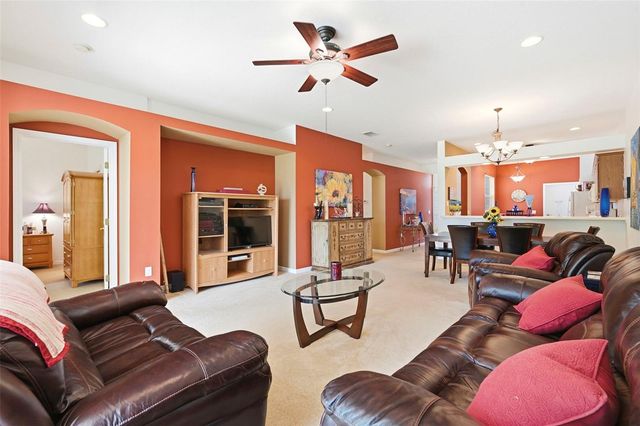 8237 FALLGLO LANE, Land O Lakes, FL 34637