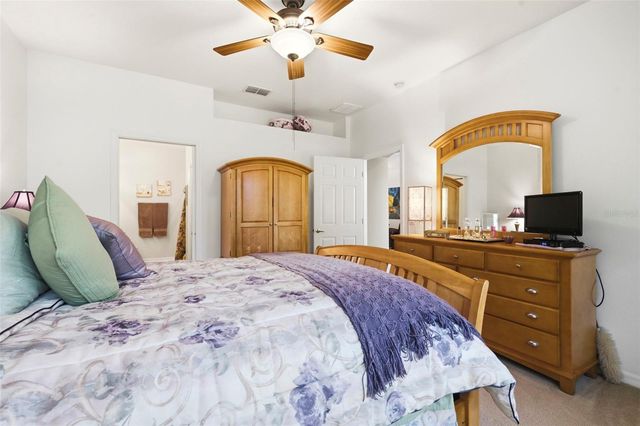 8237 FALLGLO LANE, Land O Lakes, FL 34637