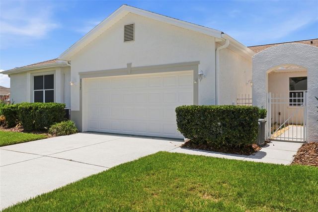 8237 FALLGLO LANE, Land O Lakes, FL 34637