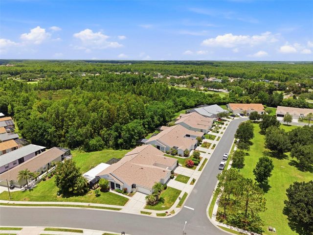 8237 FALLGLO LANE, Land O Lakes, FL 34637