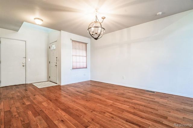 45293 Horseshoe Circle, Canton, MI 48187