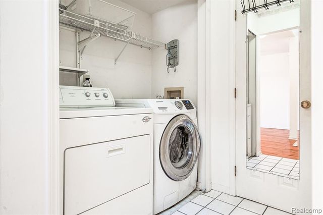 45293 Horseshoe Circle, Canton, MI 48187