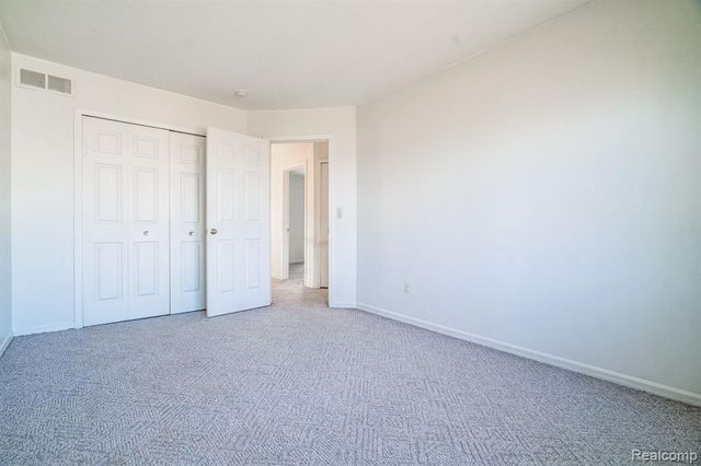 45293 Horseshoe Circle, Canton, MI 48187