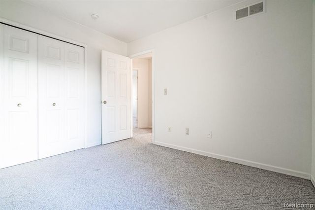 45293 Horseshoe Circle, Canton, MI 48187