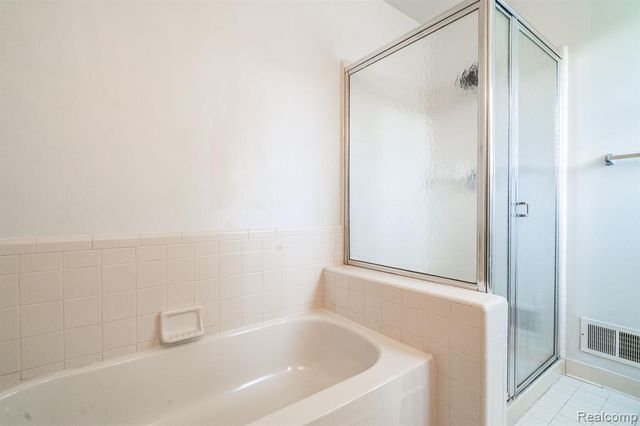 45293 Horseshoe Circle, Canton, MI 48187