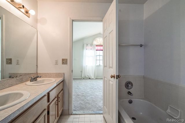 45293 Horseshoe Circle, Canton, MI 48187