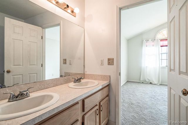 45293 Horseshoe Circle, Canton, MI 48187