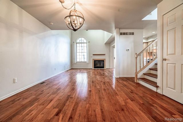 45293 Horseshoe Circle, Canton, MI 48187