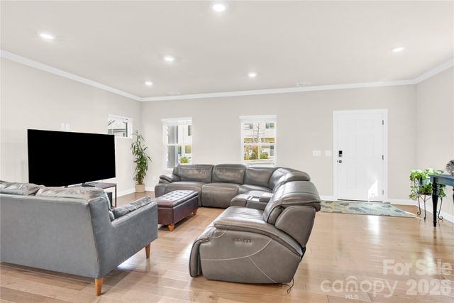 1221 Colgher Street, Charlotte, NC 28227