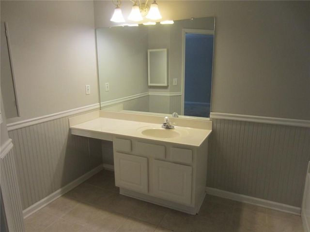 6285 Huntcliff Drive, Flowery Branch, GA 30542