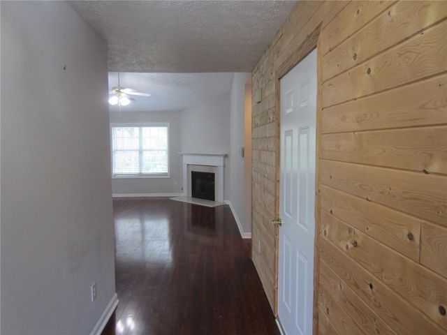 6285 Huntcliff Drive, Flowery Branch, GA 30542